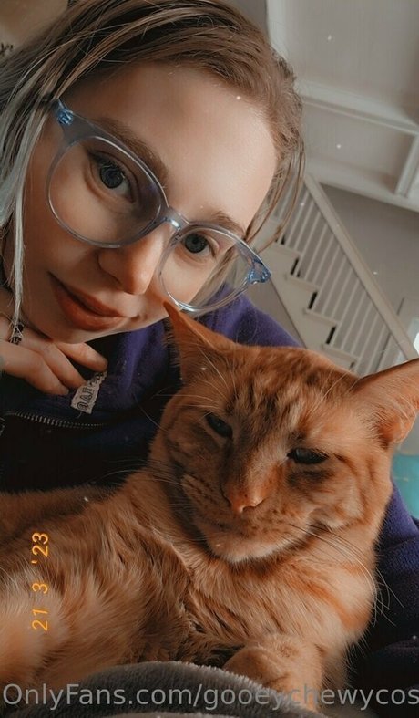 gooeychewycosplay sex pornstar archive