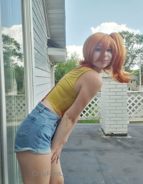 gooeychewycosplay perfect actress photo