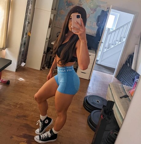 tayrosiee star erotic pic