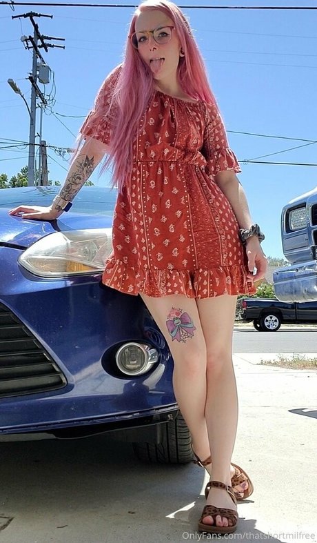 lilydarkofree nudes pornstar image