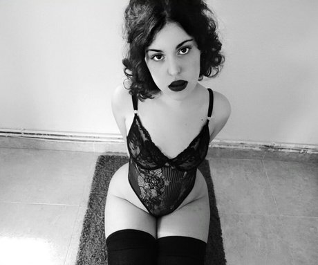 lovelyirene sex actress photo