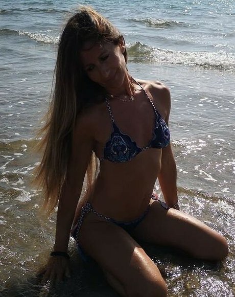 Kathia Cucchi porn model archive