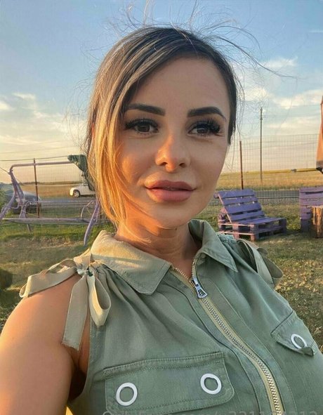 sophie lovelight erotic actress photo