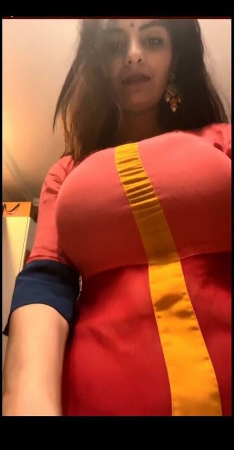 Anveshi Jain adult star pic
