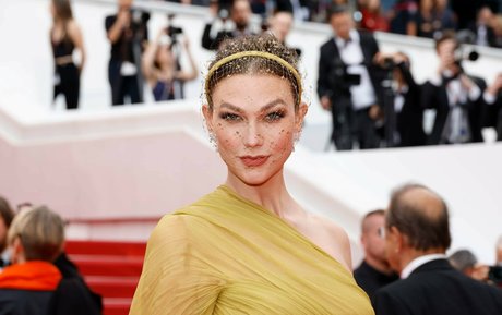 Karlie Kloss beautiful model archive