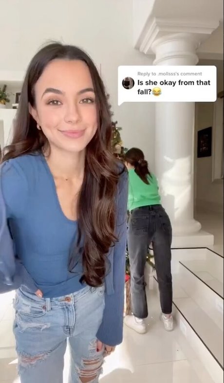 Merrell Twins model pornographic pic