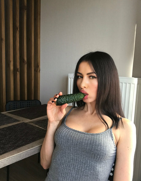 carolmommy star hot pictures