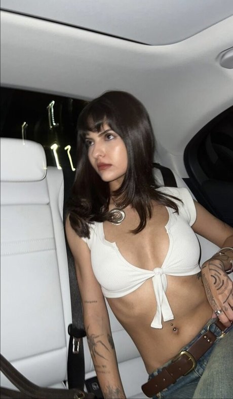 Zeynep Kurubacak star sexy galleries