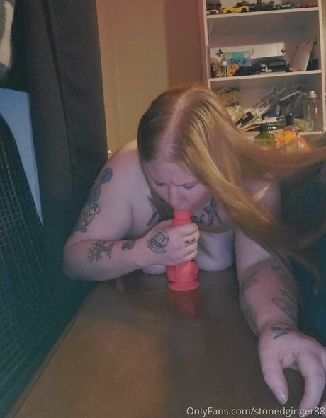 stonedginger88 model pretty pics