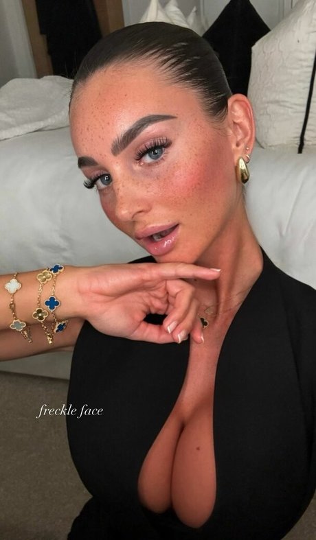 Maddy Cheary model pornographic archive