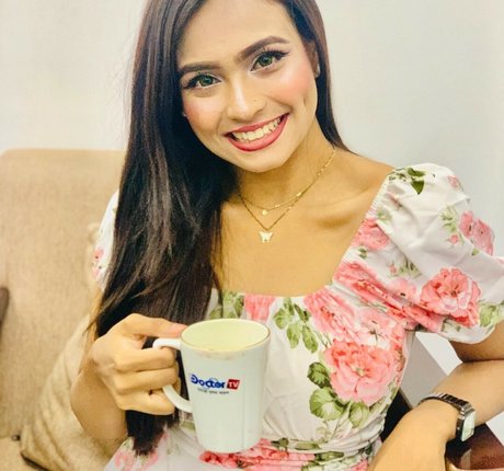 Umme Zamilatun Naima hd actress images