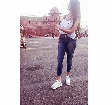 Anjali Gupta perfect star img