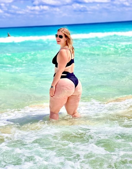 Curvy Krysta perfect model galleries