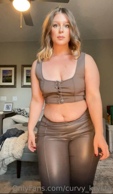 Curvy Krysta pornstar top image