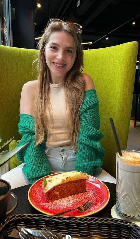abby roseee model hd pic