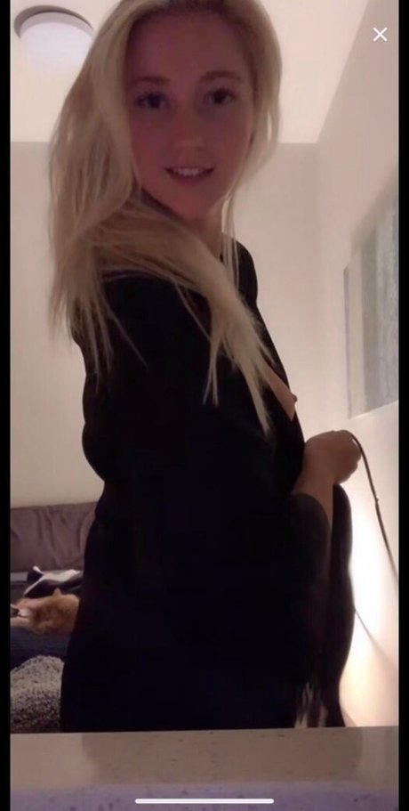 Paige Loren pornographic star img