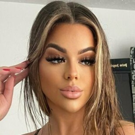 Brooke Taylor Lewis pornstar adult img