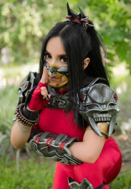 KarenG Cosplay model pornographic pics