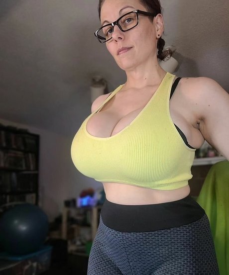 big ass jeans onlyfans porn image
