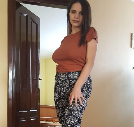 Denisa R Maria beautiful star photo