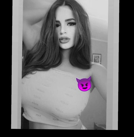 Denisa R Maria star xxx pic