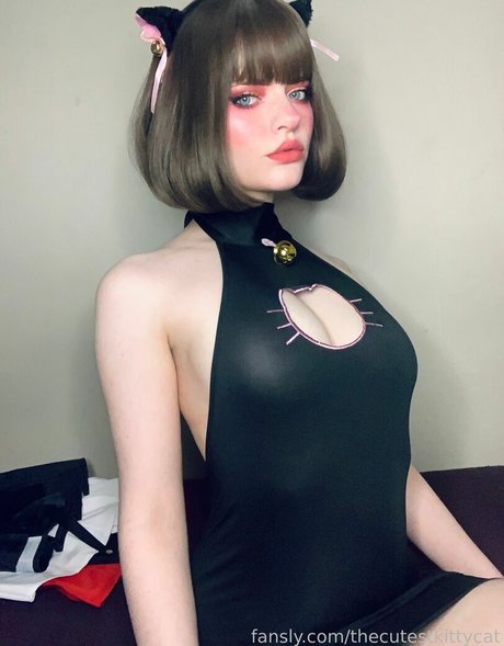 thecutestkittycat naked model images