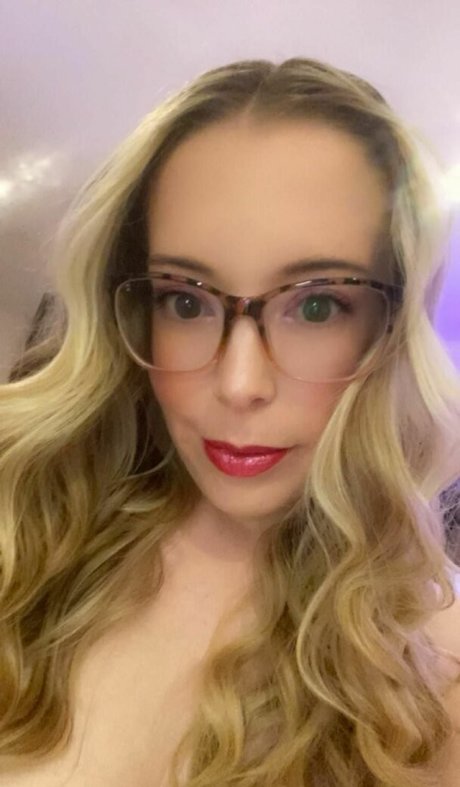 SluttyKitten4 pornstar pretty pic