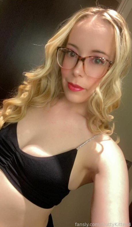 SluttyKitten4 nice star picture