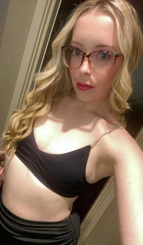 SluttyKitten4 model nude archive