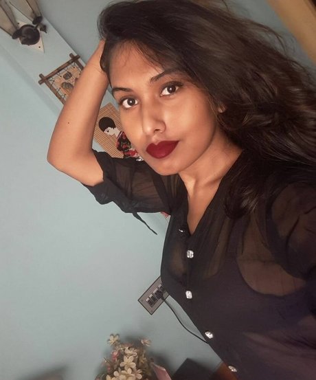 Hemoshree Bhadra star naked image