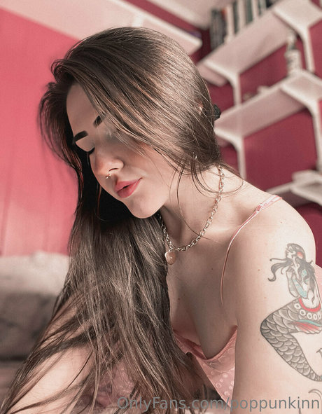poppunkinn xxx actress pics