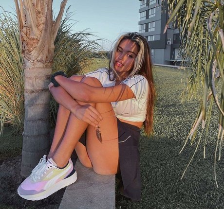 Maia Reficco high quality actress gallery