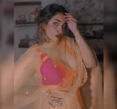 Nayoni Dutta pornstar nude images