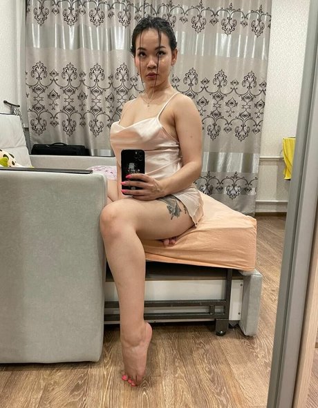 EvaFlower nudes model images