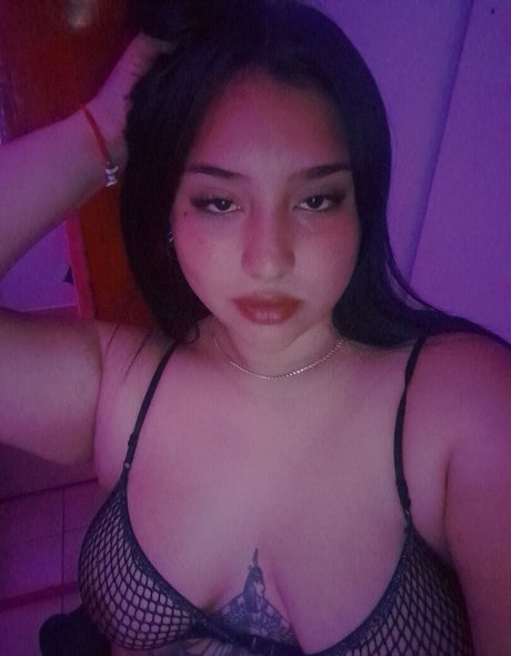 XFREYAAXX adult star pics