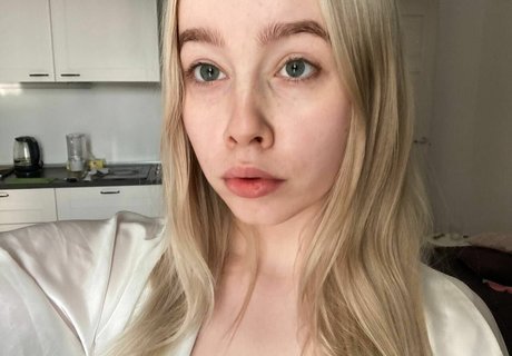 deni  dragons hd pornstar img