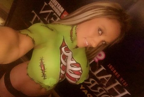 Jami Marie Akaport Barbie hot pornstar picture