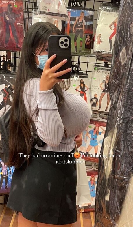 Karla Vilagomez model sex pic