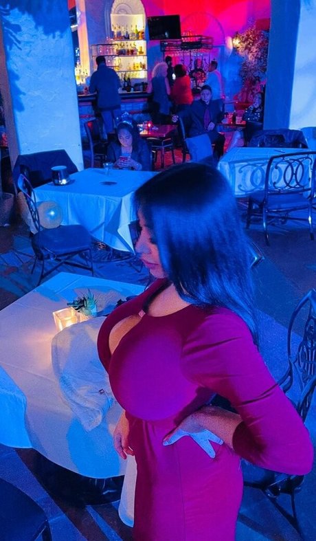 Karla Vilagomez profile image