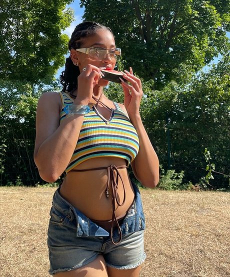 Capeverdian xxx model image