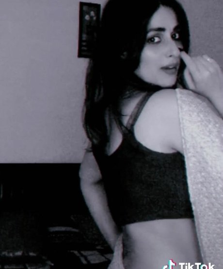 Vansheen Verma Sumbriya star sexy galleries