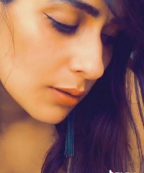 Vansheen Verma Sumbriya model nice galleries