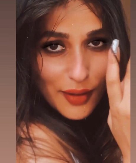 Vansheen Verma Sumbriya hot pornstar picture