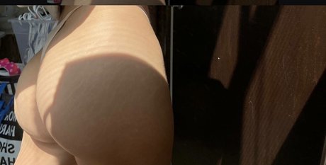 missmyarose sexy pornstar photos