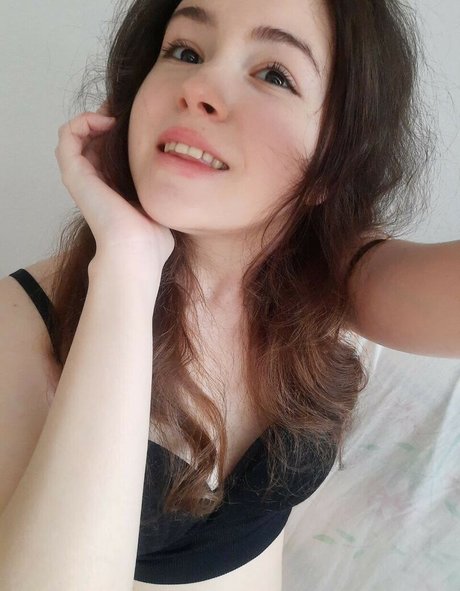 monamariaa profile image