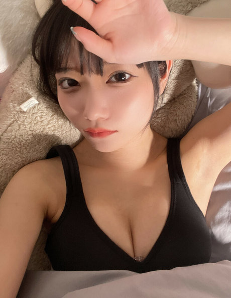 Izuchinono pornstar sexy pics