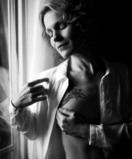 ck lightart model high quality picture