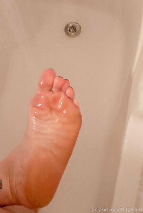 flirtyf33t94 profile image