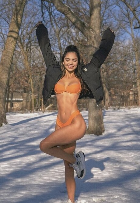 Alex Mara model hot archive