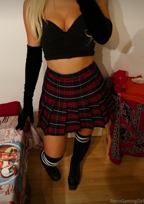 RetroGamingGirl pornstar nudes picture